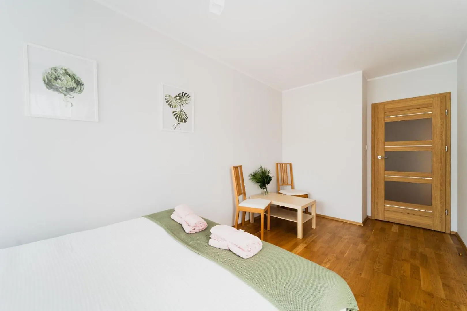 Apart City Center - 3 Rooms - Parking Place Wroclaw