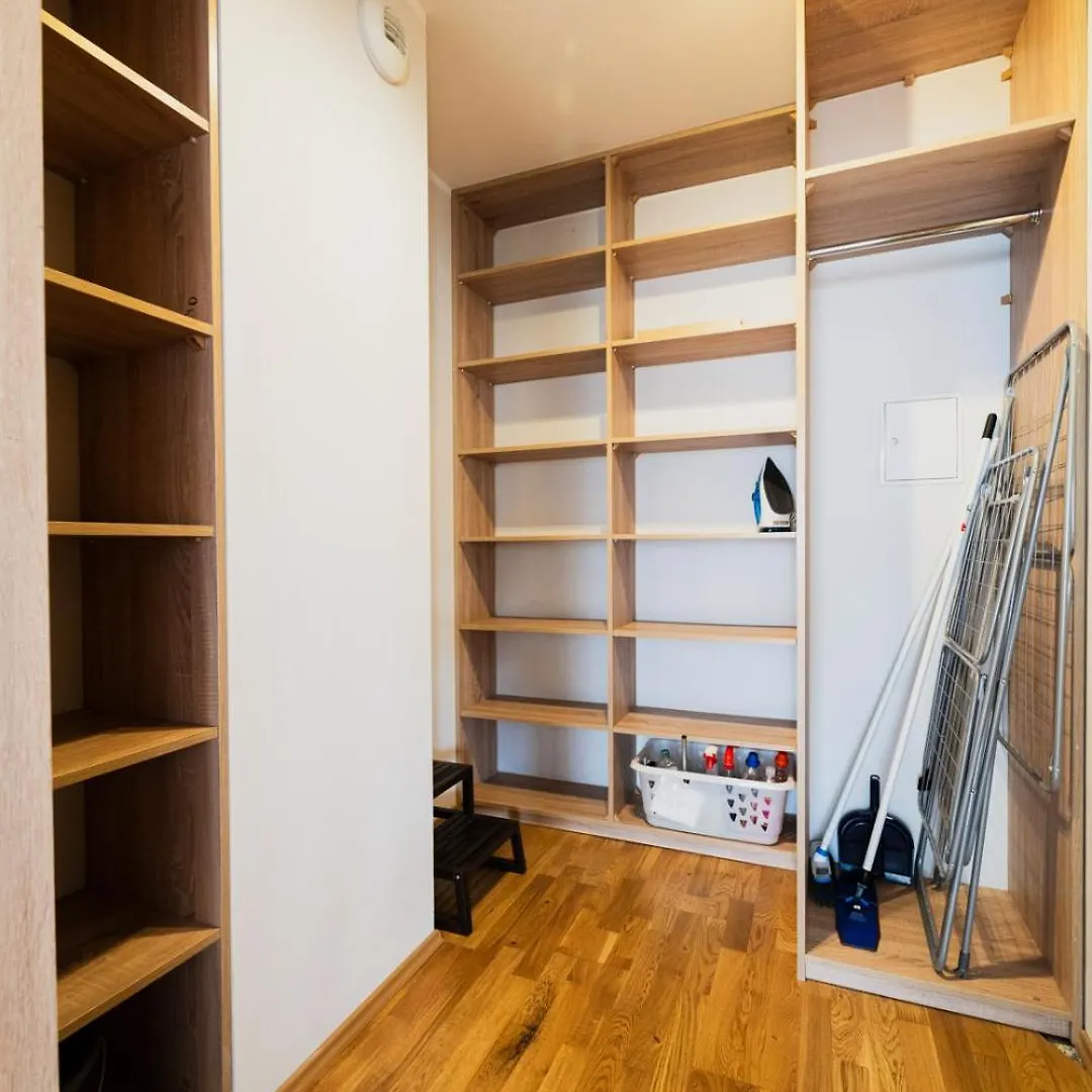 Apart City Center - 3 Rooms - Parking Place Wroclaw Poland