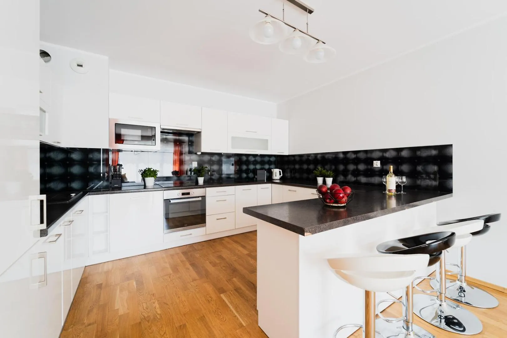 Apart City Center - 3 Rooms - Parking Place Wroclaw 0*,